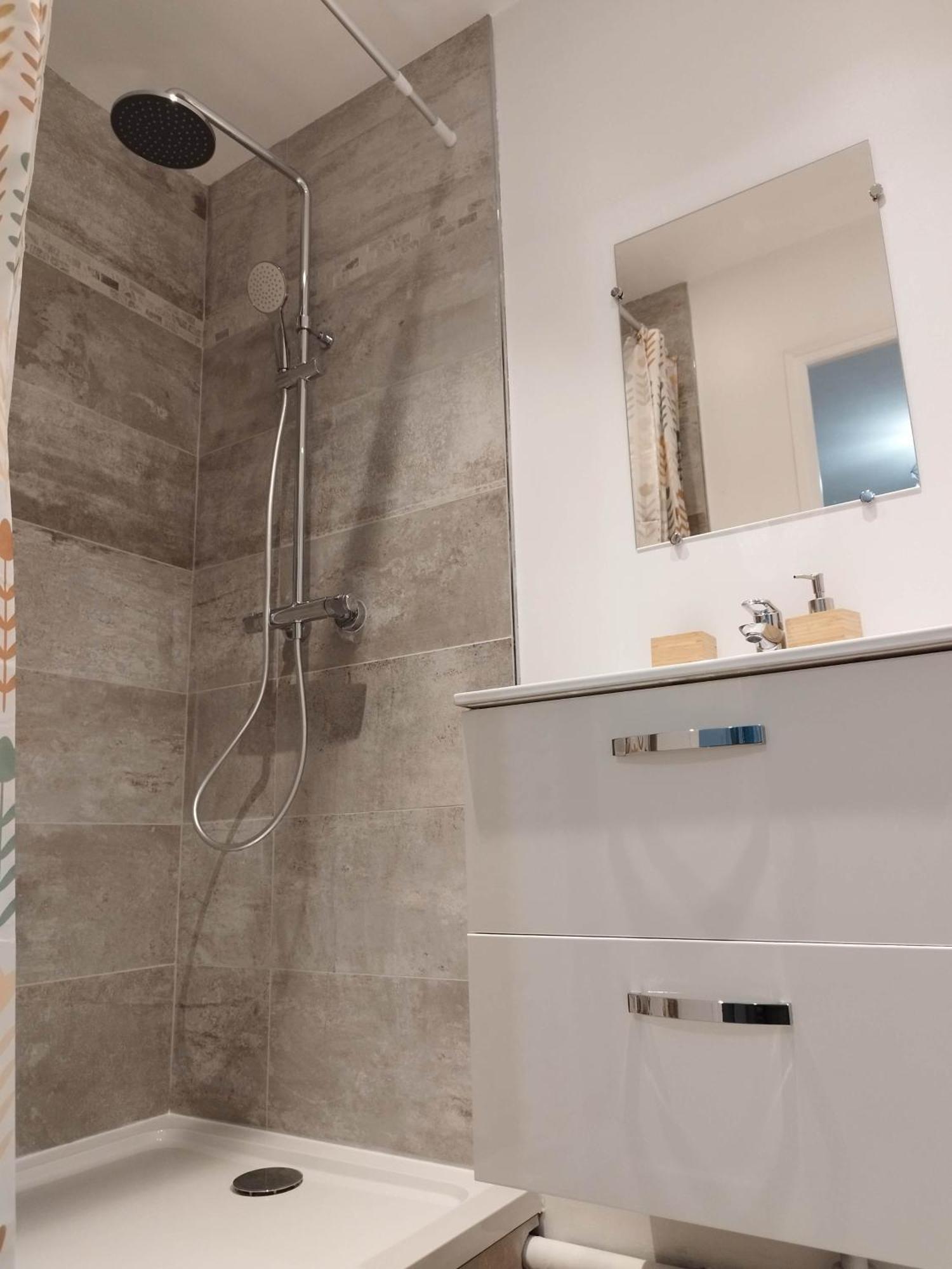 Le New York Bisontin 2 Apartment Besancon Luaran gambar