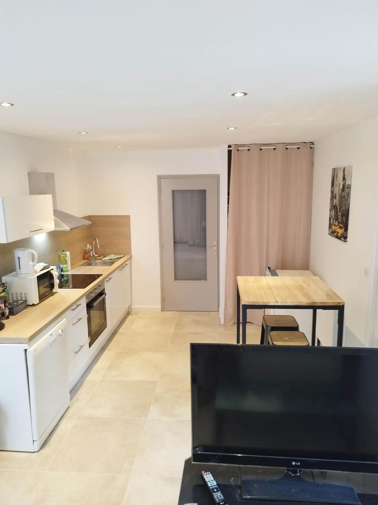 Le New York Bisontin 2 Apartment Besancon Luaran gambar